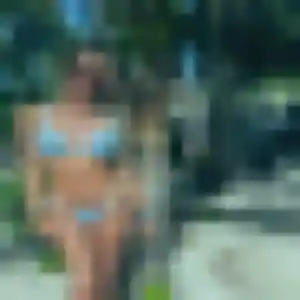 Découvre Laura, 34 ans à Abergement-la-Ronce en privé