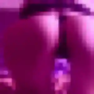 Brune, 37 ans, cherche un plan cul à Andon
