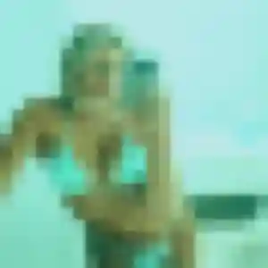 Découvre Bertille, 39 ans à Angevillers en privé