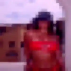 Sexy Louise, 22 ans à Arc-lès-Gray - découvrir son profil