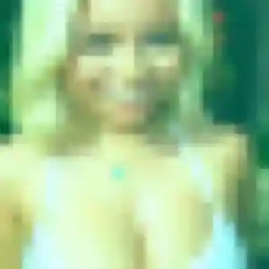 Henriette, fille de 23 ans cherche plan cul à Arches