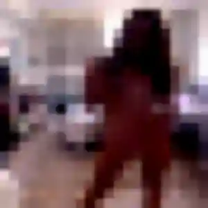 Natasha, 42 ans, disponible à Aubrives pour une rencontre coquine