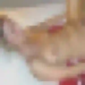 Laure, 27 ans, dispo pour plan cul à Auvers-Saint-Georges