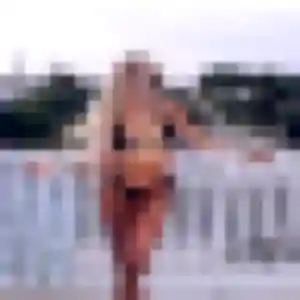 Sexy Ursule, 25 ans à Auxon - voir sa photo