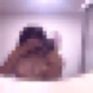 Francine, 23 ans, disponible à Avril pour un plan cul