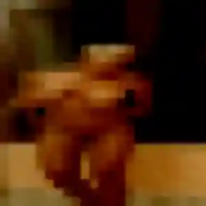 Irina, 36 ans, en ligne à Avrillé pour une rencontre coquine