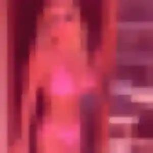 Belle Delia, 26 ans à Aydat - voir sa photo