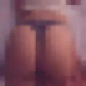 Rejoins Louisa, 37 ans à Banon en privé