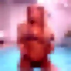 Sexy Anne-Laure, 24 ans à Barinque - la contacter