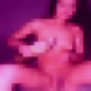 Kenza, 22 ans, disponible à Betting pour un plan cul