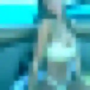 Charmante Karen, 37 ans à Bizonnes - voir sa photo