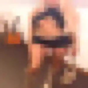 Alexandra, femme de 26 ans propose plan cul à Boissy-sous-Saint-Yon