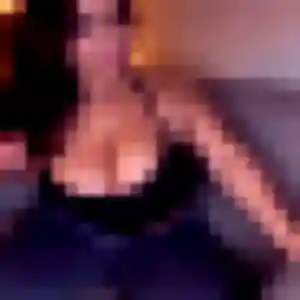 Colombine (27 ans) à Bologne cherche une rencontre ce soir