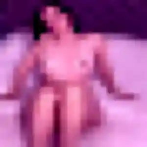 Photo exclusive de Caroline, 34 ans à Bonnelles - rencontre sans lendemain