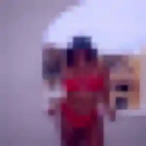 Ursula, 24 ans, dispo pour plan cul à Bou