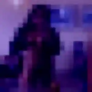Perrine, 22 ans, en ligne à Bouillante pour un plan cul