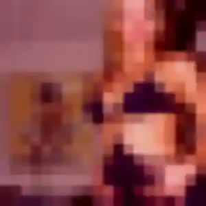 Celeste (24 ans) à Bressols propose un plan cul ce soir