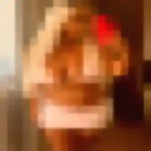 Photo privée de Estelle, 45 ans à Briatexte - rencontre coquine