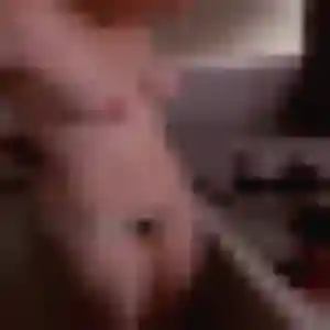 Découvre Violette, 36 ans à Brigueuil en privé