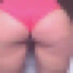 Lina, 33 ans, cherche un plan cul à Brix