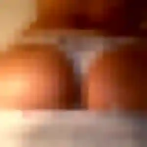 Cecile, 26 ans, en ligne à Broué pour une rencontre coquine