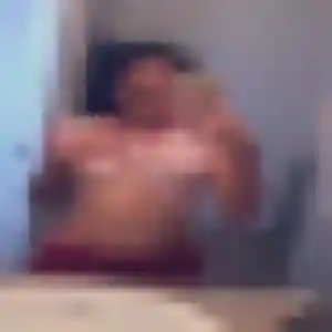 Henriette, 29 ans, connectée à Brullioles pour une rencontre coquine