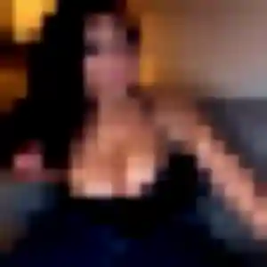 Belle Yvonne, 22 ans à Bruz - la contacter