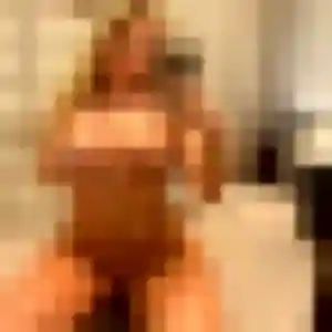 Renee, 42 ans, en ligne à Buchy pour une rencontre coquine