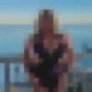 Ulrike, femme de 40 ans cherche plan cul à Burlats