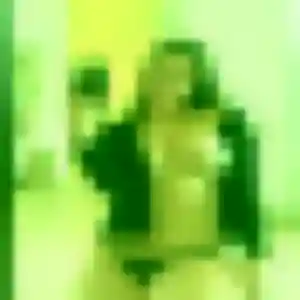 Rejoins Samira, 35 ans à Calvisson en privé
