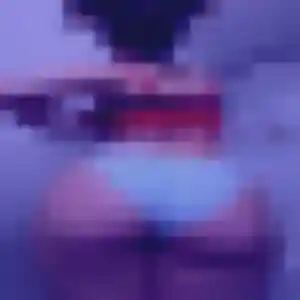 Uranie, 28 ans, dispo pour plan cul à Cambon
