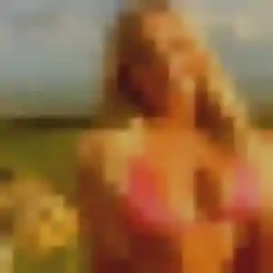 Photo sexy de Berenice, 25 ans à Cambrin - plan discret
