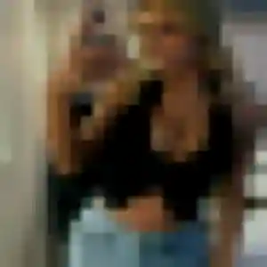 Therese, fille de 22 ans propose plan cul à Carla-Bayle