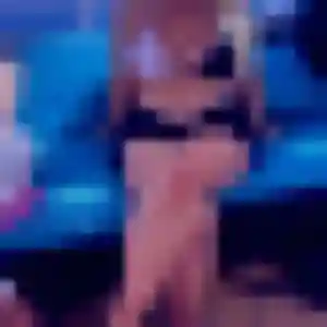 Celeste (45 ans) à Carolles cherche un plan cul ce soir