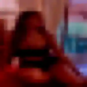 Luna (39 ans) à Cassis attend une rencontre rapidement