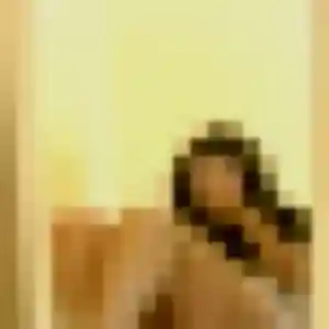 Meriem, femme de 26 ans veut plan cul à Cassis