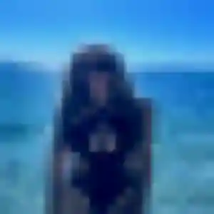 Domitille, 24 ans, connectée à Castelculier pour une rencontre coquine