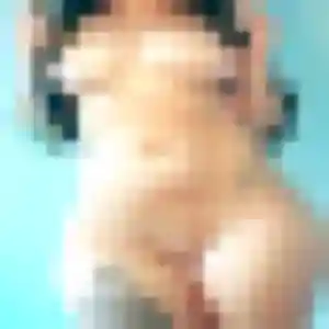 Contacte Kim, 27 ans à Chabottes en privé