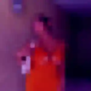 Fleur (44 ans) à Challes attend une rencontre aujourd'hui