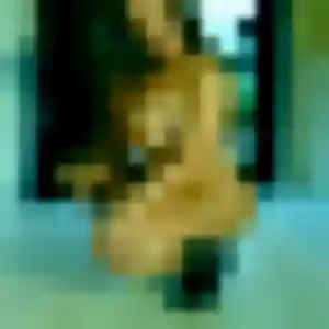 Sexy Flore, 24 ans à Châlons-en-Champagne - découvrir son profil