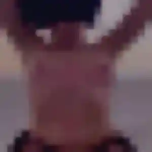Photo de Solene à Chambon-la-Forêt (32 ans) - plan cul anonyme