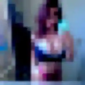 Hilary, 25 ans, en ligne à Chamigny pour une rencontre coquine