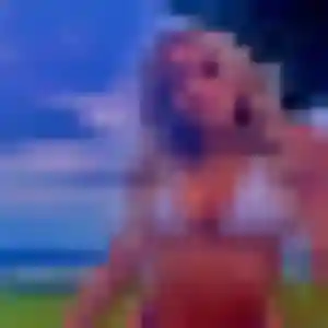 Ilona, femme de 22 ans veut plan cul à Champey