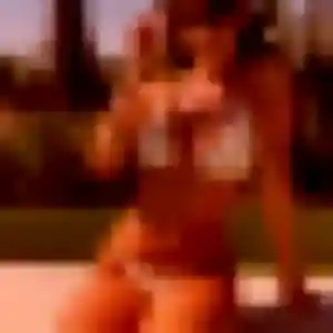 Photo de Amel à Champs-sur-Yonne (26 ans) - plan cul gratuit