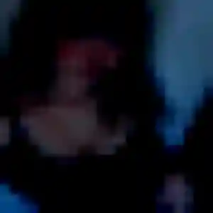 Découvre Marie-Jose, 31 ans à Charpont en privé