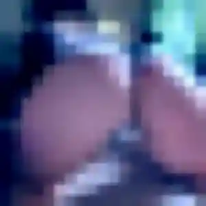 Marilou, 24 ans, connectée à Charroux pour un plan cul