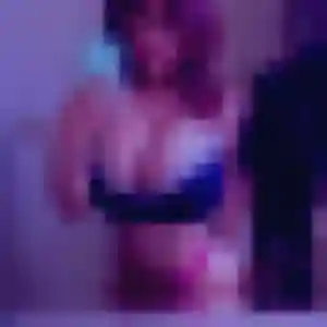 Isaure, 29 ans, dispo pour plan cul à Châtel-Saint-Germain