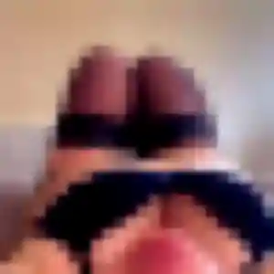 Agathe, fille de 27 ans veut plan cul à Châteldon