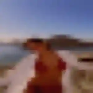 Kenza de Chevenoz, 44 ans - plan cul discret