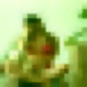 Mila de Chirens, 24 ans - plan cul discret